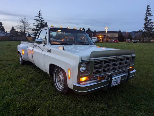 Chevrolet-Silverado-1500-dually-1979-2