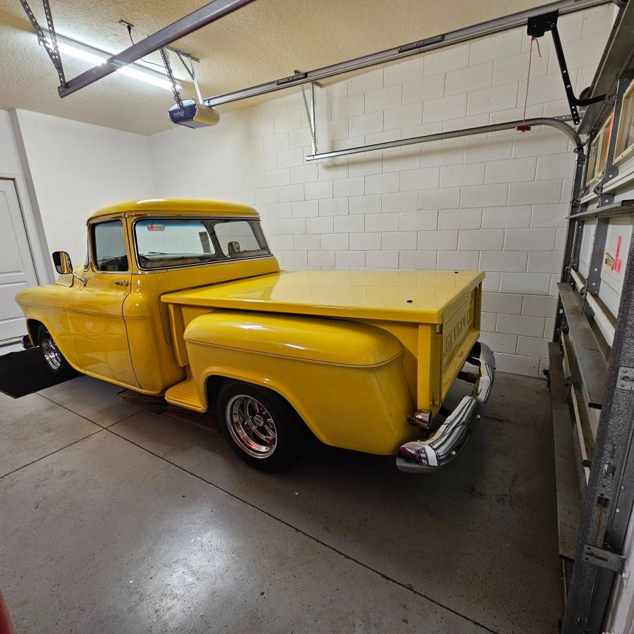 Chevrolet-Silverado-1958-yellow-2