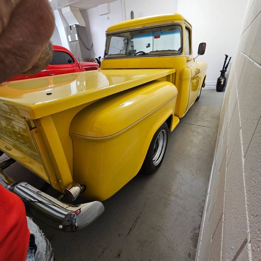 Chevrolet-Silverado-1958-yellow-3