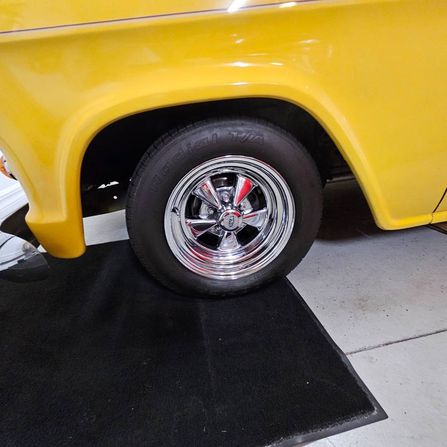 Chevrolet-Silverado-1958-yellow-4