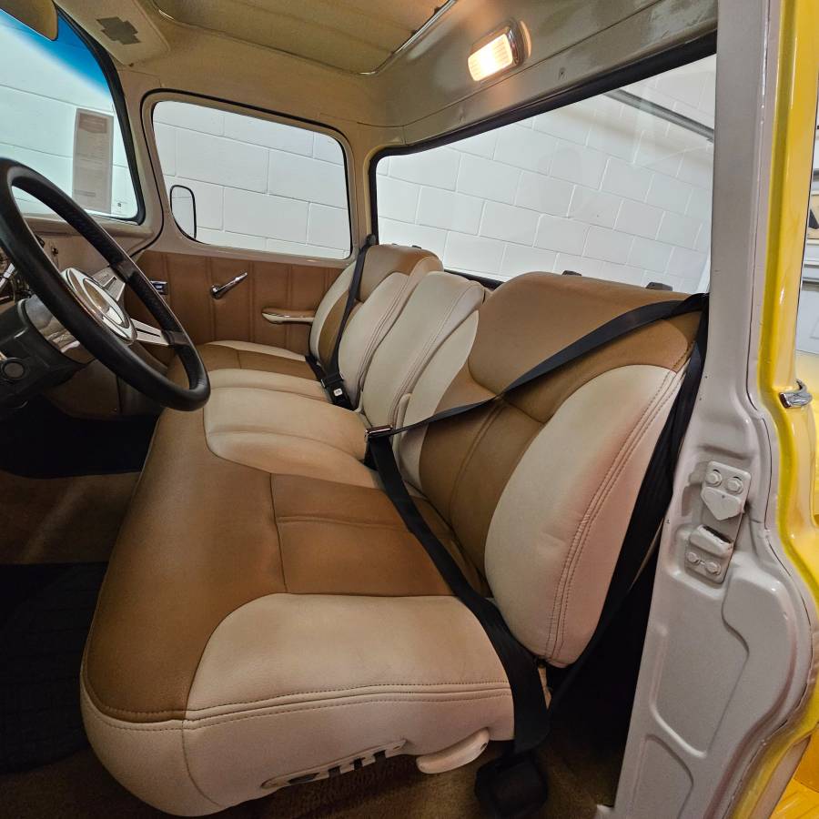 Chevrolet-Silverado-1958-yellow-9