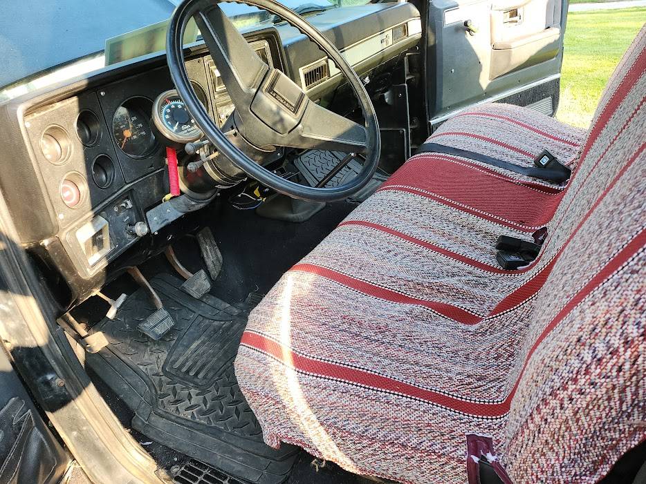 Chevrolet-Silverado-1982-4