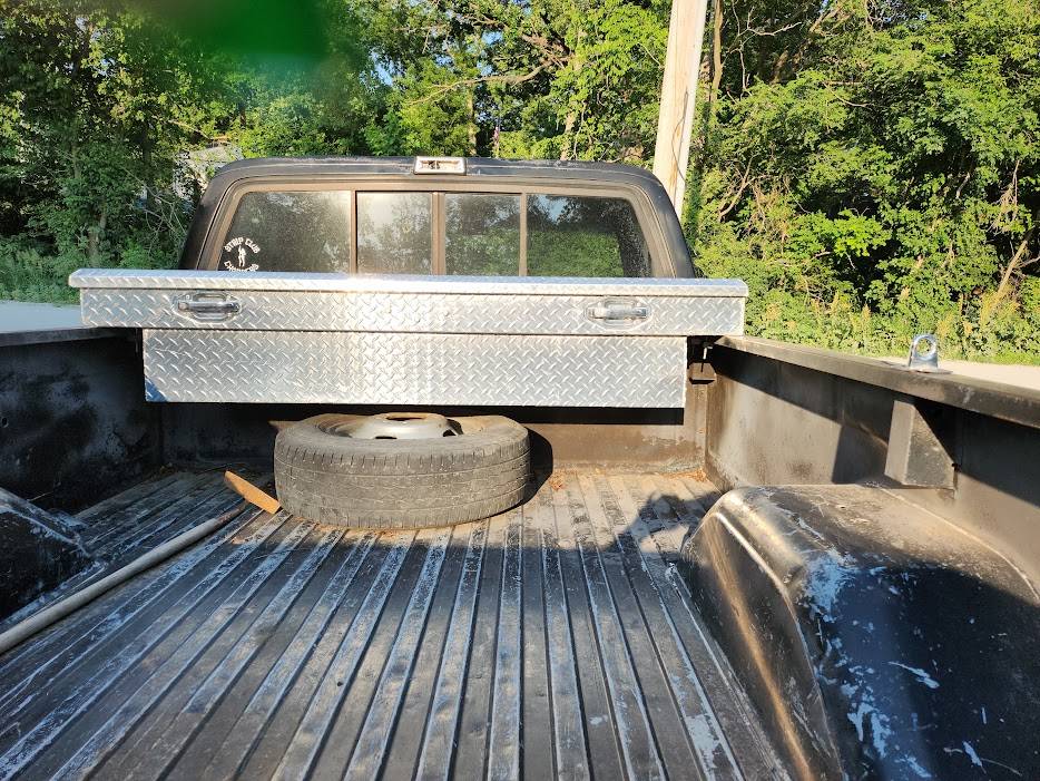 Chevrolet-Silverado-1982-5