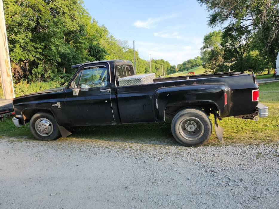 Chevrolet Silverado  1982