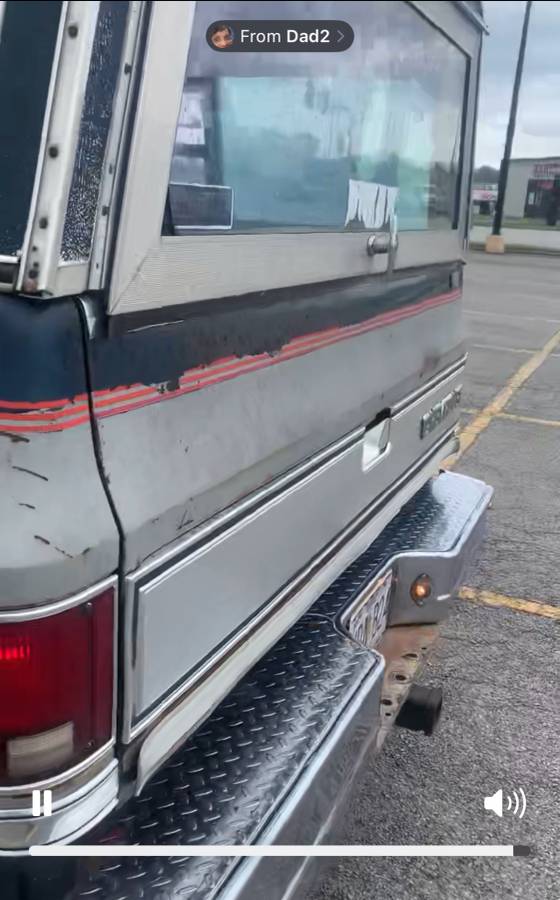 Chevrolet-Silverado-1984-10