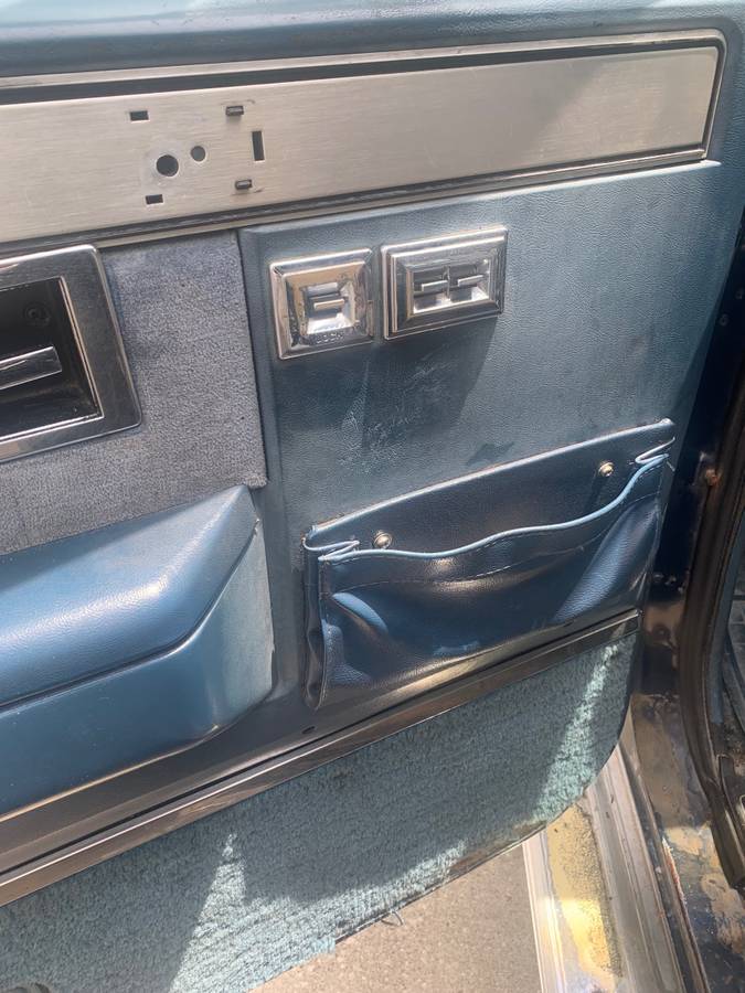 Chevrolet-Silverado-1984-5