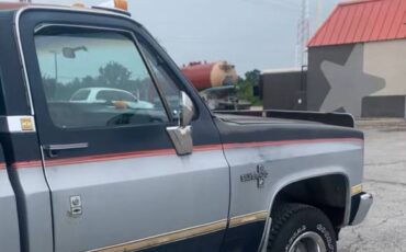 Chevrolet-Silverado-1984-6
