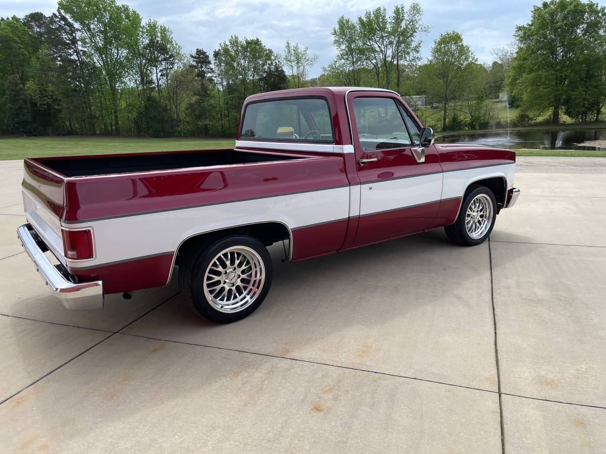 Chevrolet-Silverado-1985-9