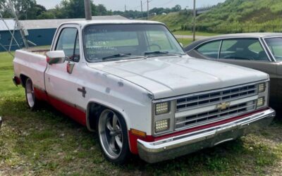 Chevrolet Silverado  1985 white