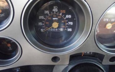Chevrolet-Silverado-1985-white-5