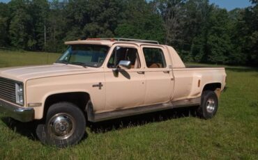 Chevrolet-Silverado-1988-custom-1