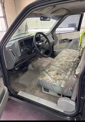 Chevrolet-Silverado-1991-grey-5