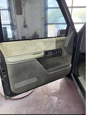 Chevrolet-Silverado-1991-grey-6