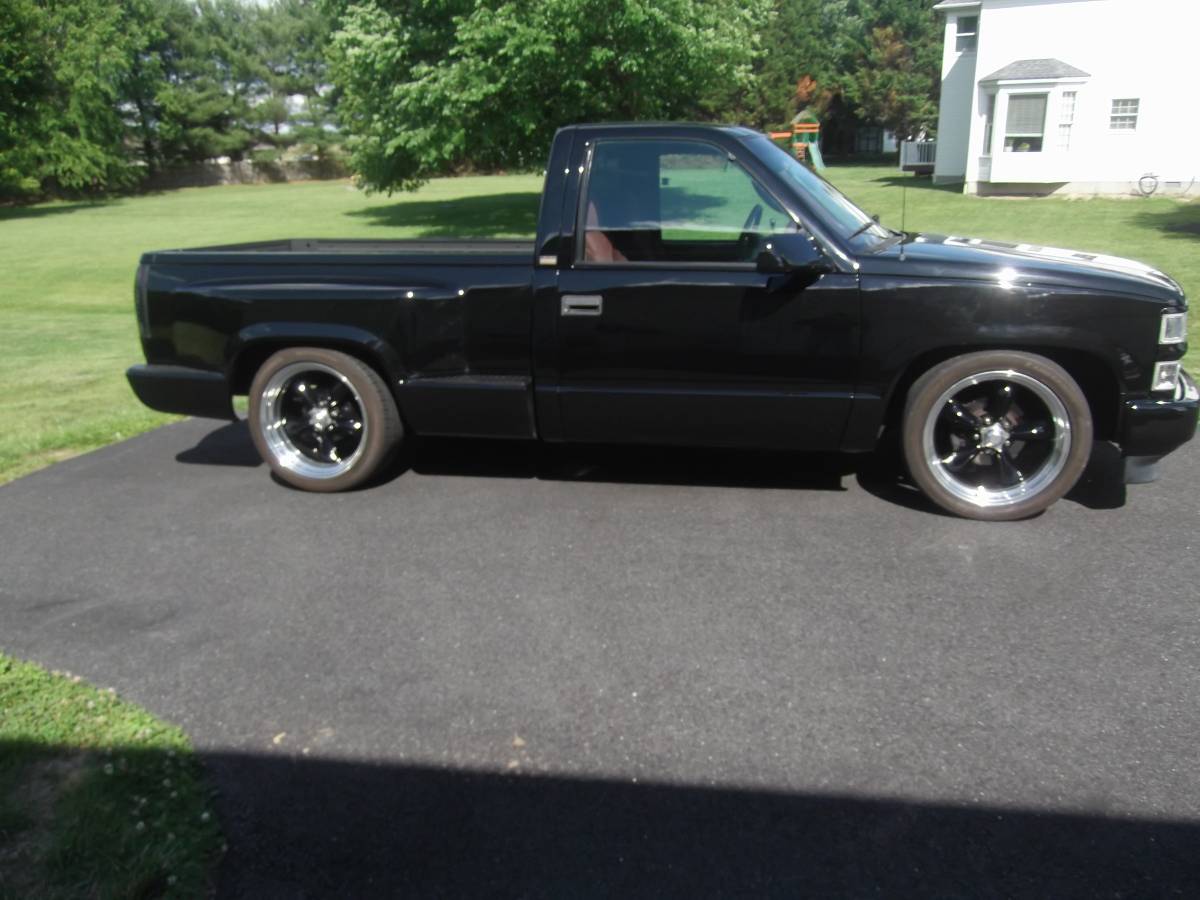 Chevrolet-Silverado-1995-black