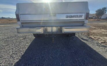 Chevrolet-Silverado-2500hd-1985-1