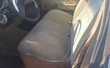 Chevrolet-Silverado-2500hd-1985-18