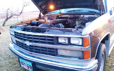 Chevrolet-Silverado-2500hd-1988-brown-11