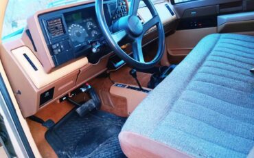 Chevrolet-Silverado-2500hd-1988-brown-12