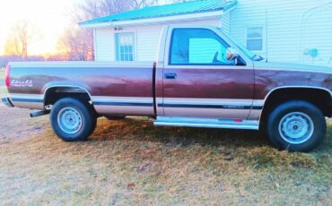 Chevrolet-Silverado-2500hd-1988-brown-3