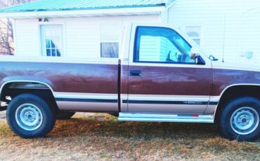 Chevrolet-Silverado-2500hd-1988-brown