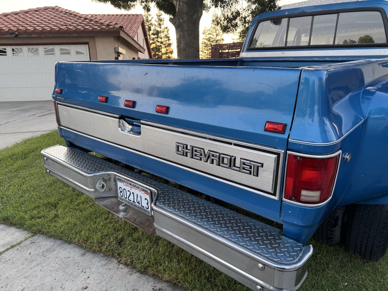 Chevrolet-Silverado-3500-1988-3