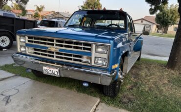 Chevrolet-Silverado-3500-1988