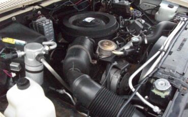 Chevrolet-Silverado-diesel-1986-10