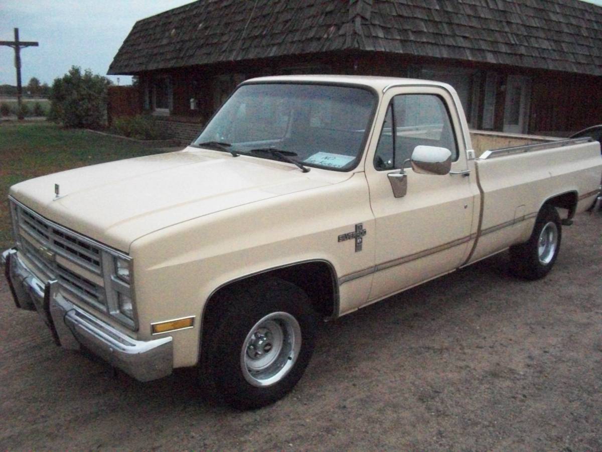 Chevrolet-Silverado-diesel-1986-13