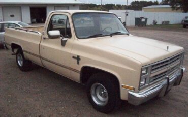 Chevrolet-Silverado-diesel-1986