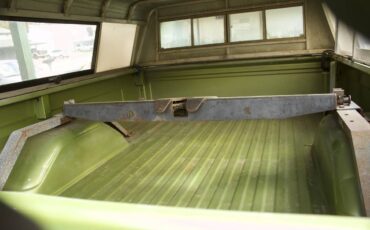 Chevrolet-Silverado-k-20-1976-green-22