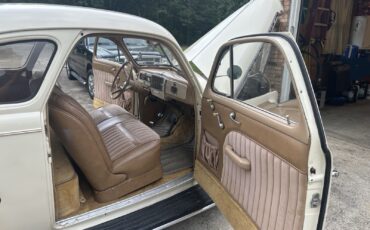 Chevrolet-Special-DeLuxe-1940-20