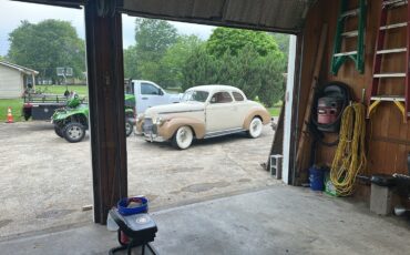 Chevrolet-Special-DeLuxe-1940-21