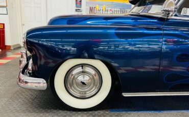 Chevrolet-Styleline-Deluxe-1952-SEDAN-17
