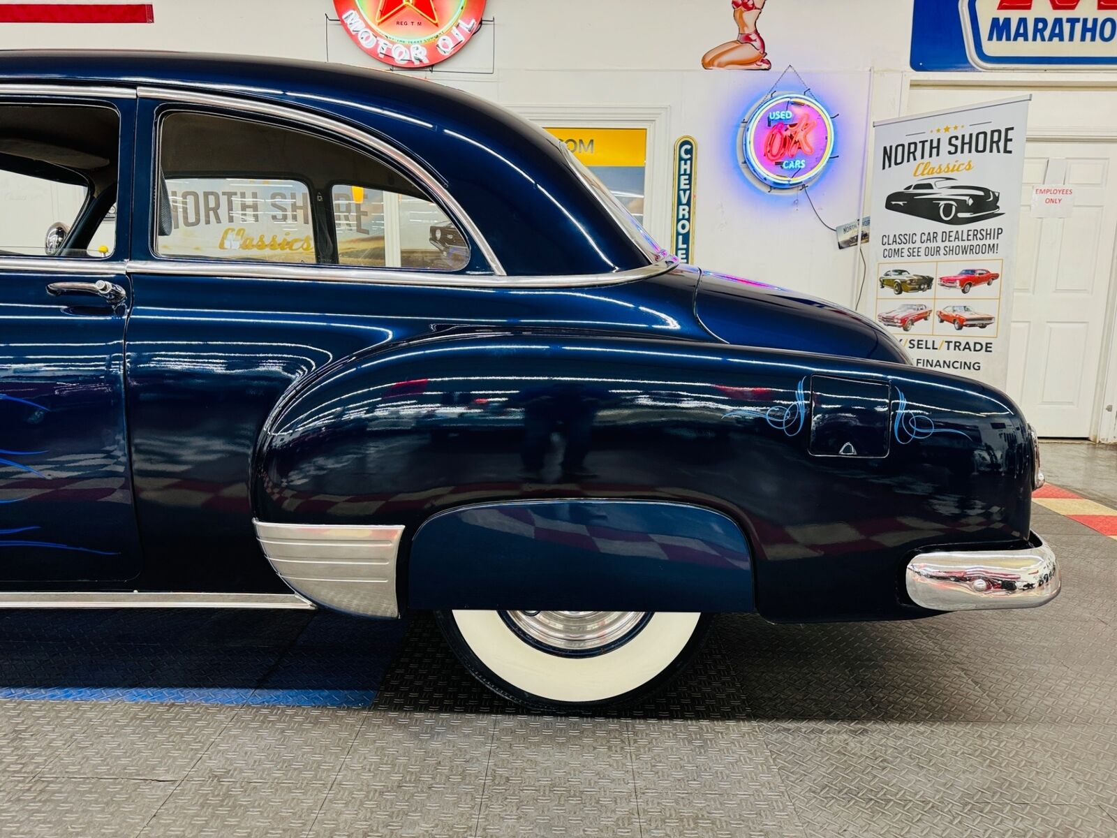 Chevrolet-Styleline-Deluxe-1952-SEDAN-19