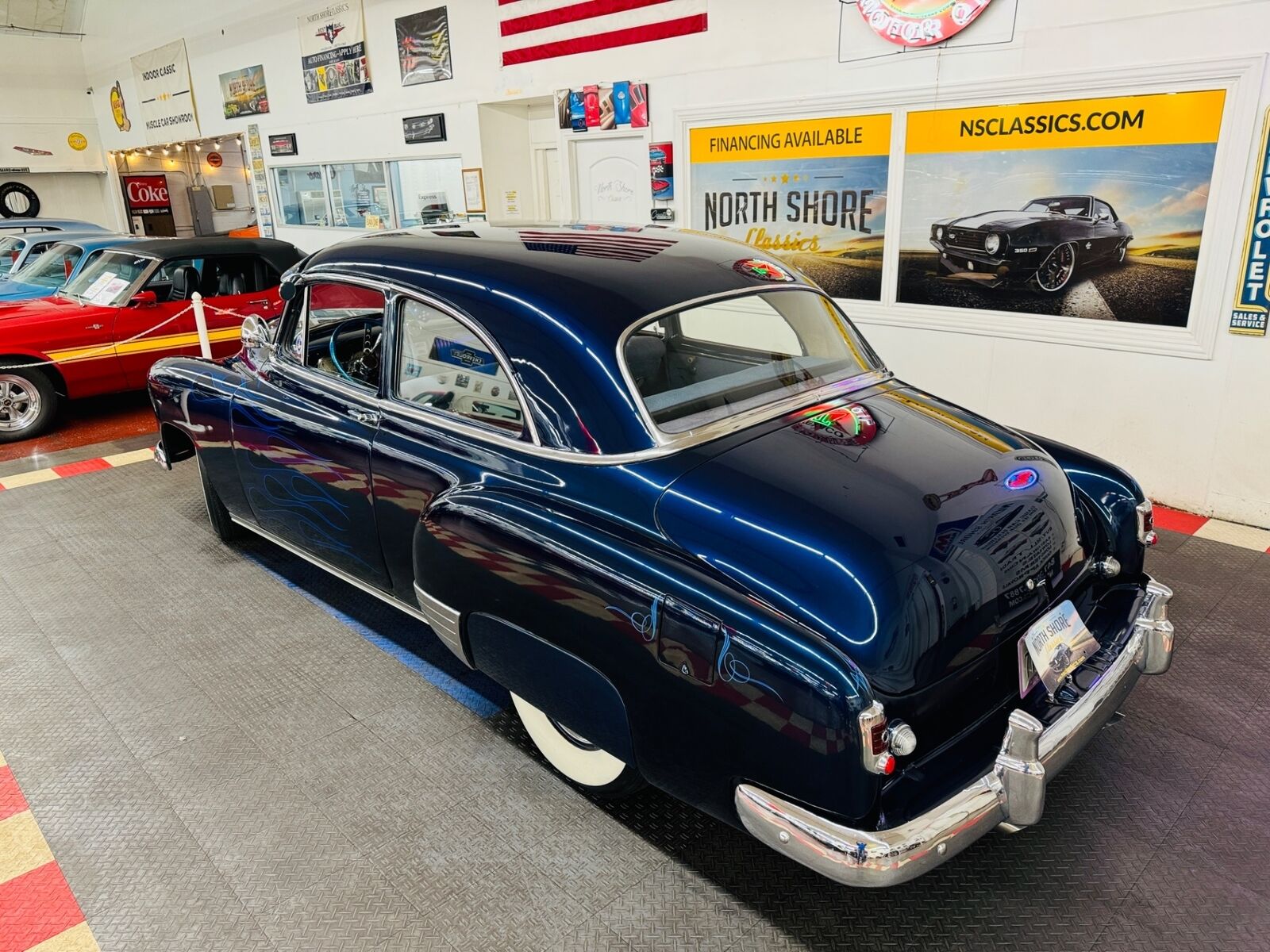 Chevrolet-Styleline-Deluxe-1952-SEDAN-2