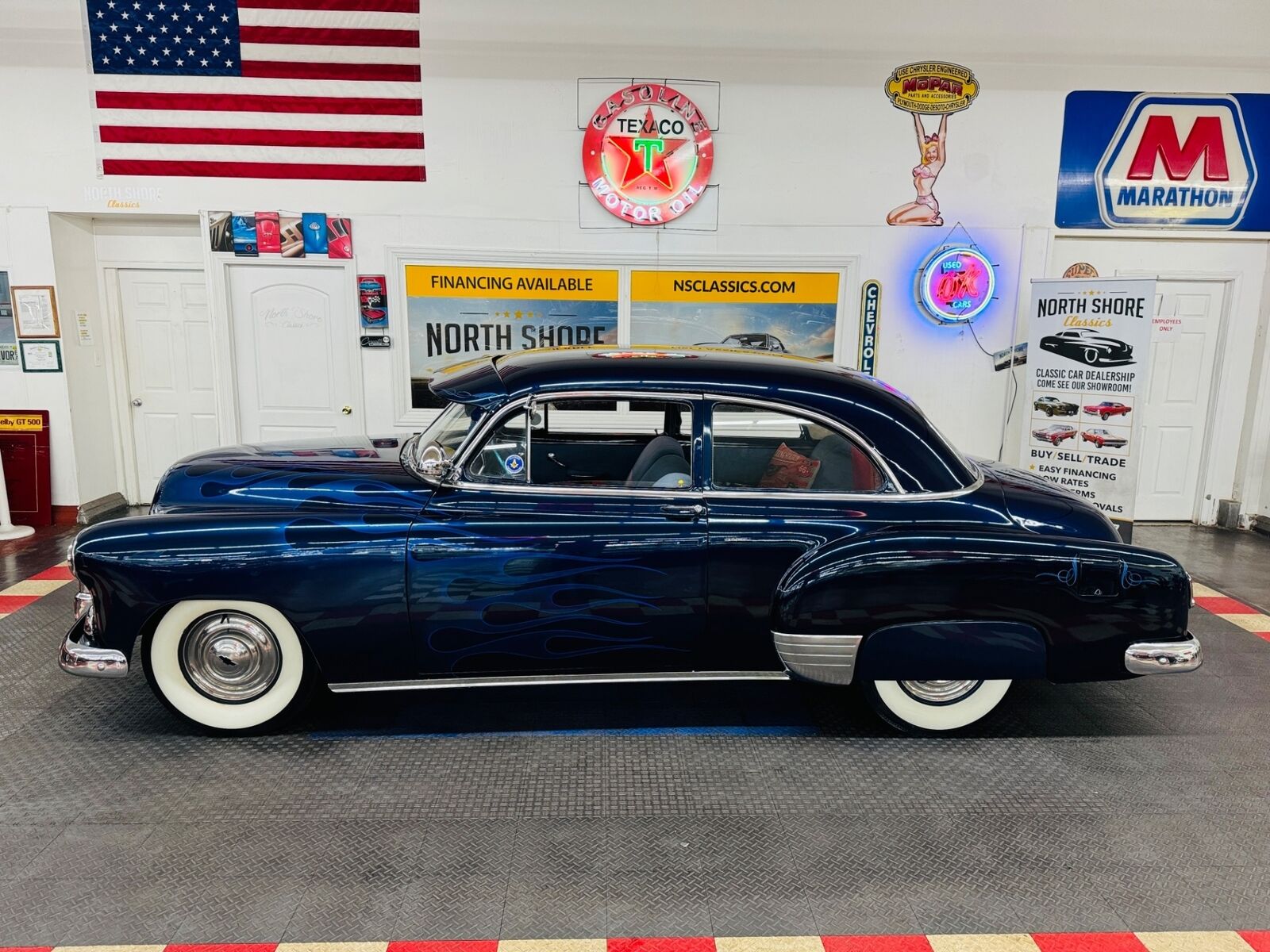 Chevrolet-Styleline-Deluxe-1952-SEDAN-3
