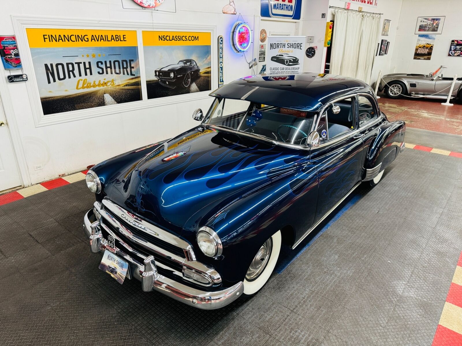 Chevrolet-Styleline-Deluxe-1952-SEDAN-30