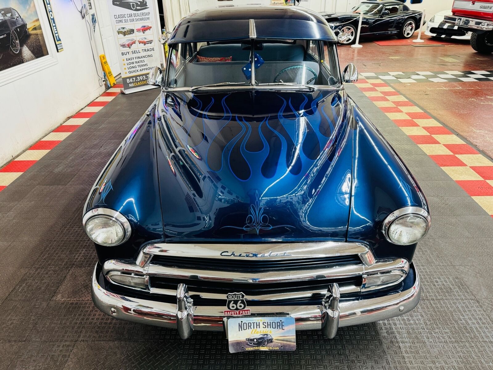Chevrolet-Styleline-Deluxe-1952-SEDAN-4