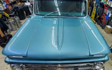 Chevrolet-Suburban-1965-SUV-26