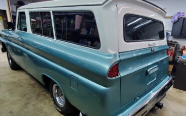 Chevrolet-Suburban-1965-SUV-29