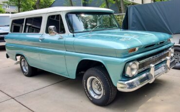 Chevrolet-Suburban-1965-SUV-5