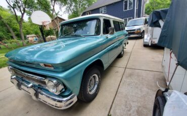 Chevrolet-Suburban-1965-SUV-8