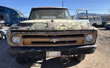 Chevrolet-Suburban-1967-4