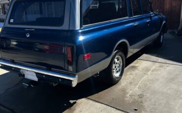 Chevrolet-Suburban-1971-blue-5