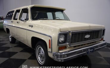 Chevrolet-Suburban-1973-SUV-20