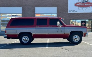Chevrolet-Suburban-1984-red-5