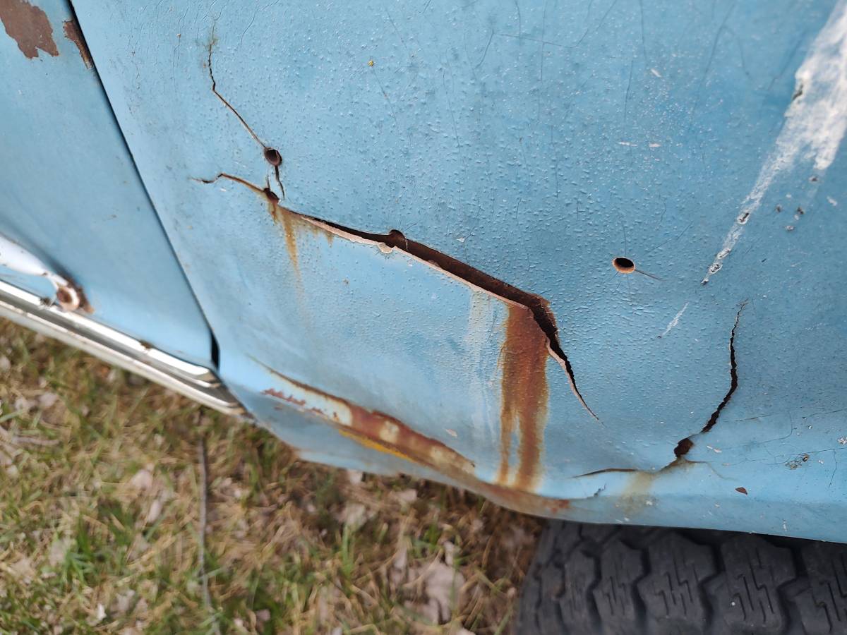 Chevrolet-Suburban-4x4-1972-blue-12