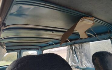 Chevrolet-Suburban-4x4-1972-blue-17