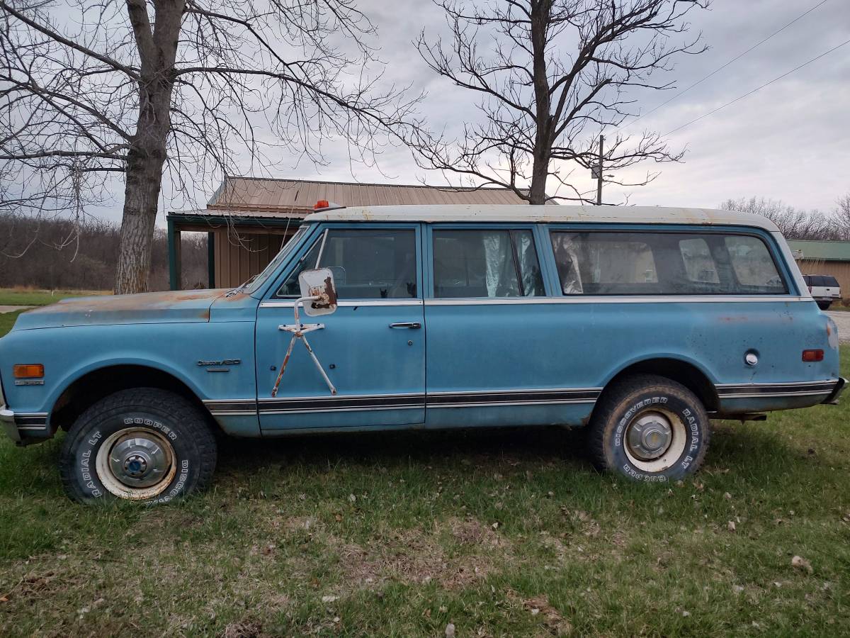 Chevrolet-Suburban-4x4-1972-blue-5