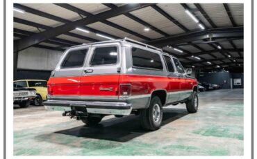 Chevrolet-Suburban-4x4-1987-1